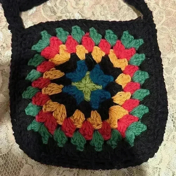 Granny Square Purse - Picture 6 of 6